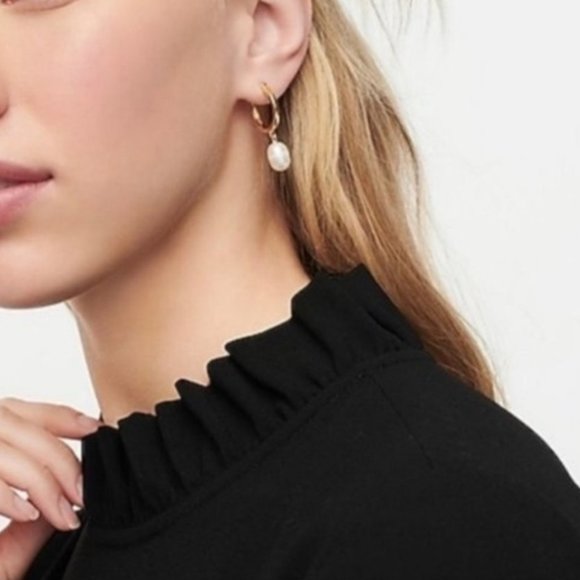 J. Crew Black Bell Sleeve Ruffle Neck Midi Shift Dress Size 00 - Picture 2 of 10